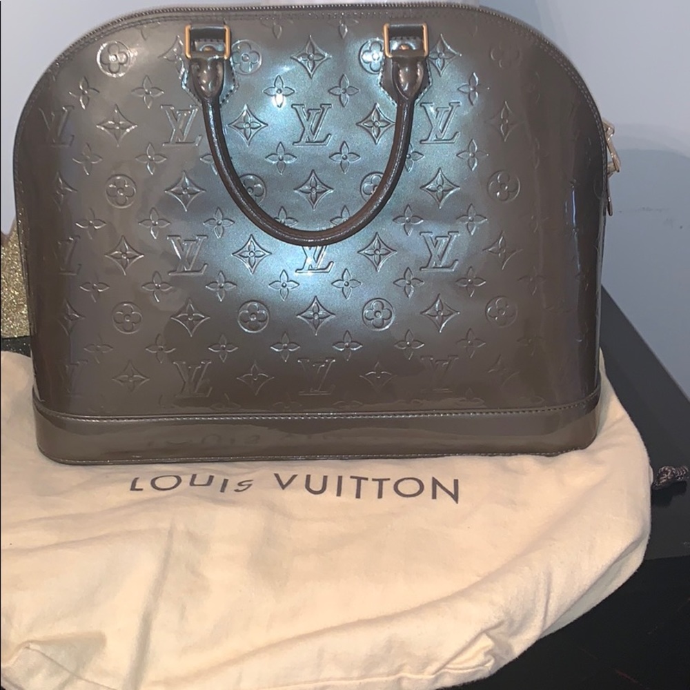 Louis Vuitton Vernis Alma